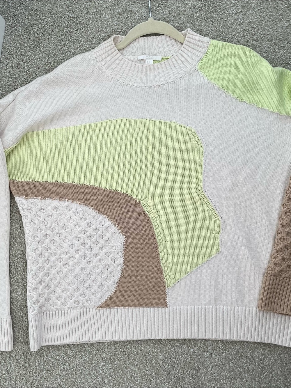 COS crewneck color block wool-cotton sweater with neon green detailing - Picture 8 of 12